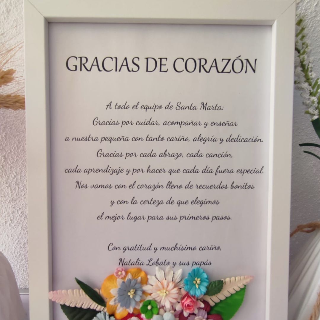 Recuerdo con Flores – Marco de Agradecimiento